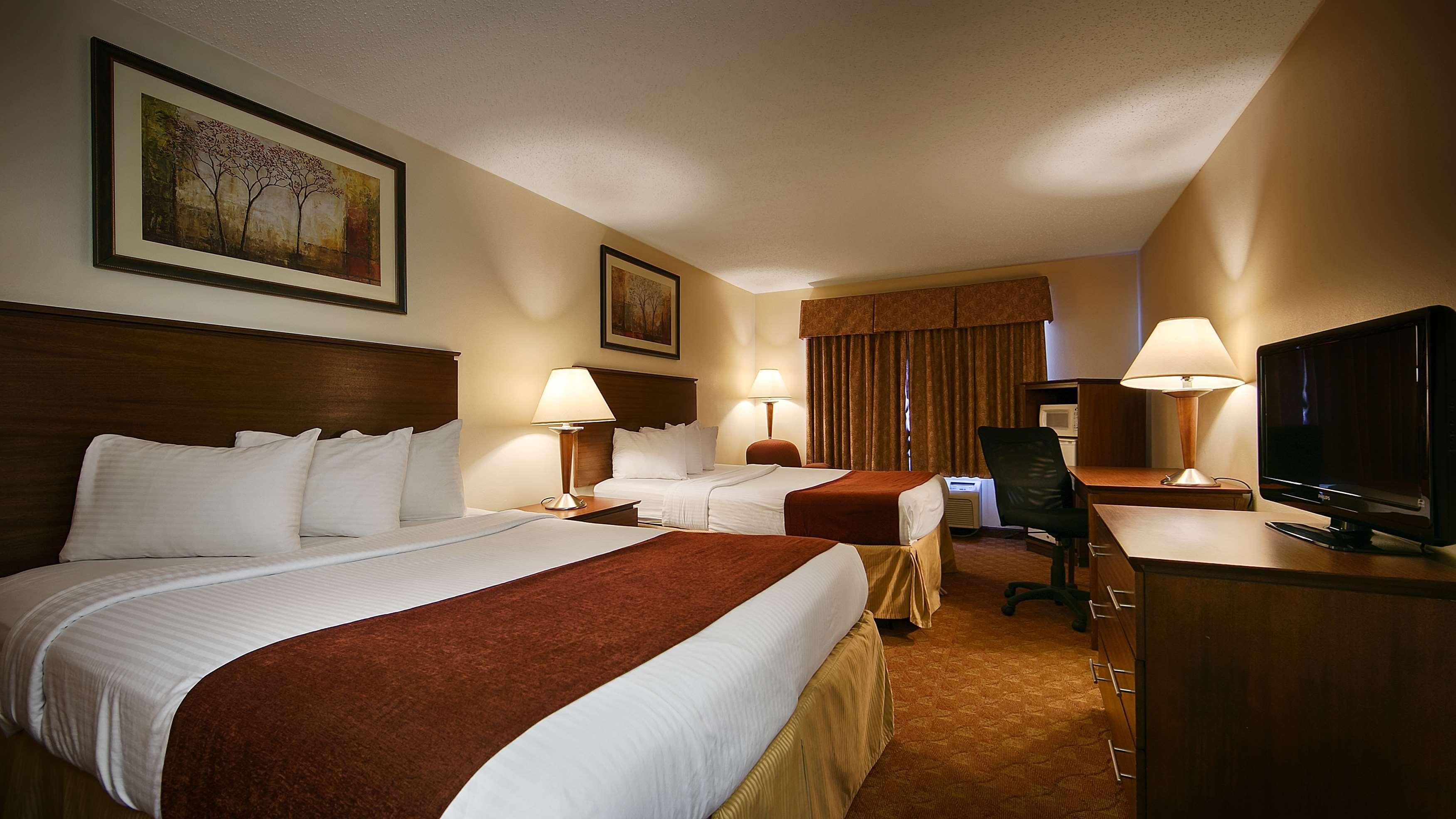 Best Western Lakewood Inn Hebron Экстерьер фото