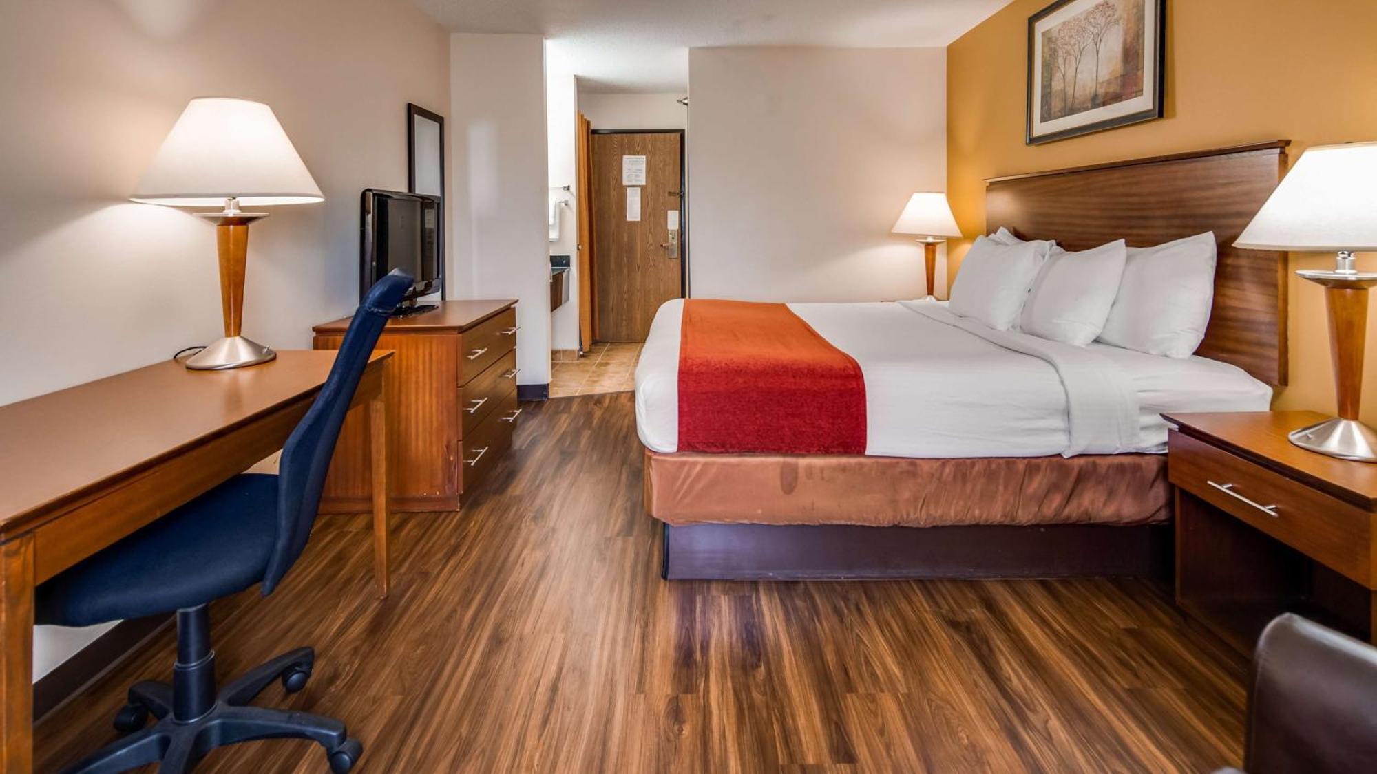 Best Western Lakewood Inn Hebron Экстерьер фото